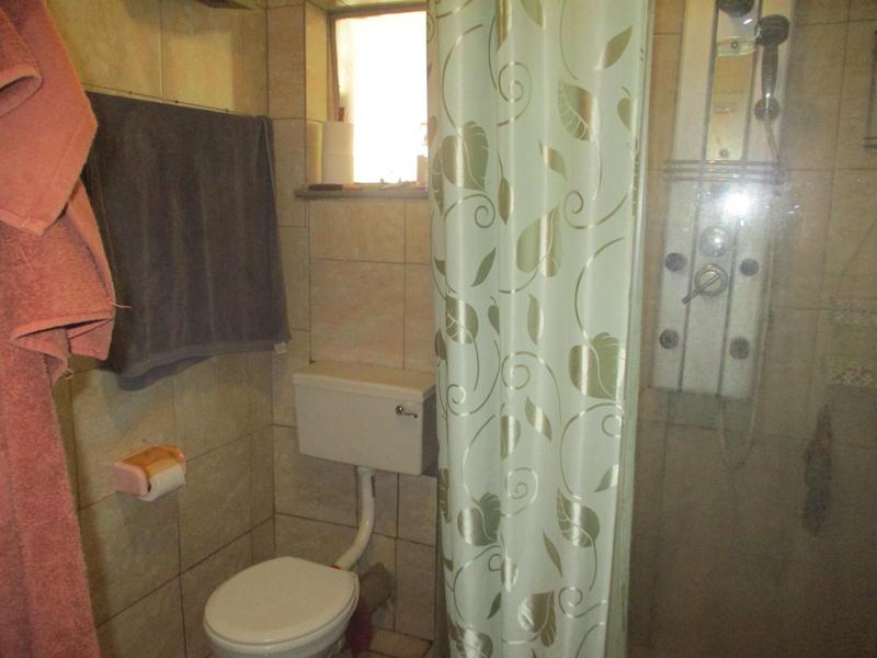 4 Bedroom Property for Sale in Pellissier Free State